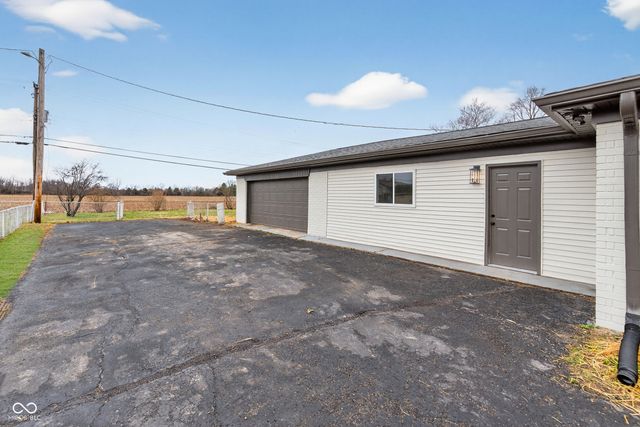 3284 S State Road 267, Plainfield, IN 46168