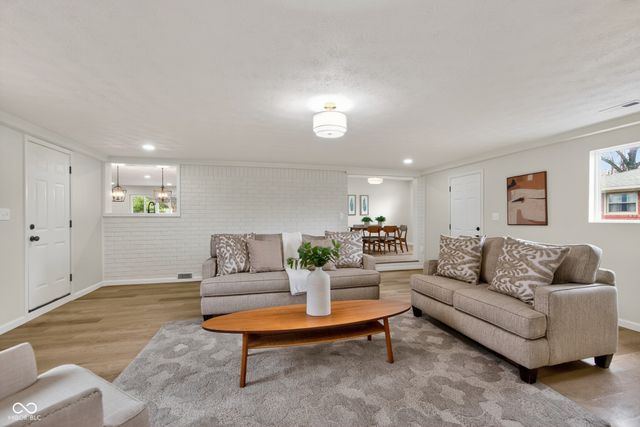 3284 S State Road 267, Plainfield, IN 46168