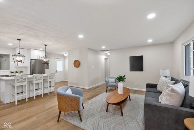 3284 S State Road 267, Plainfield, IN 46168