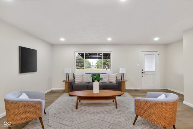 3284 S State Road 267, Plainfield, IN 46168