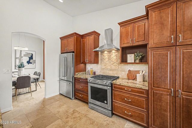 875 W BEECHNUT Drive, Chandler, AZ 85248