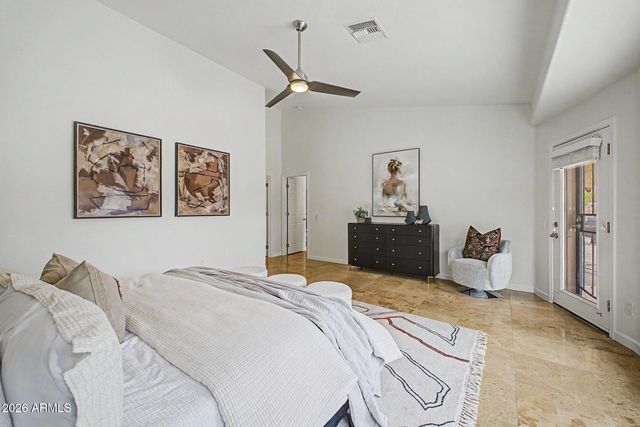 875 W BEECHNUT Drive, Chandler, AZ 85248