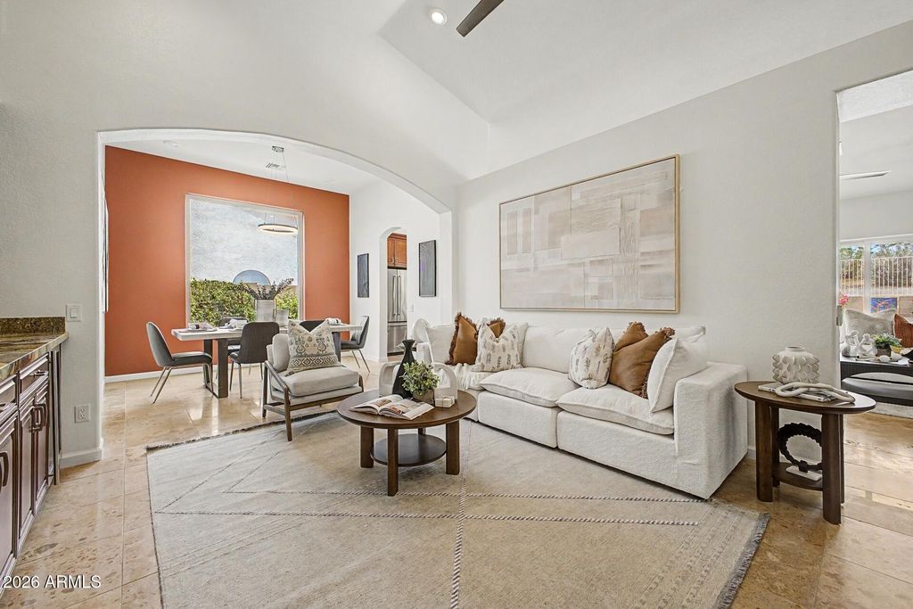Image 7 of property listing at 875 W BEECHNUT Drive, Chandler, AZ 85248