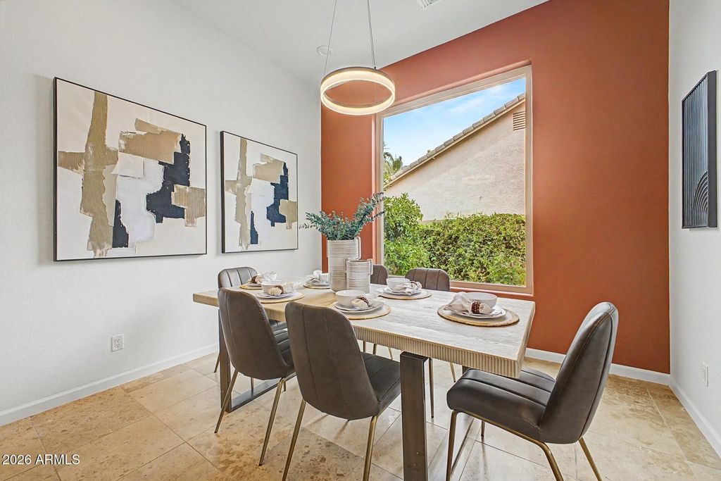 Image 9 of property listing at 875 W BEECHNUT Drive, Chandler, AZ 85248