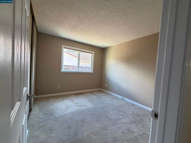 2849 Saint Joseph Dr, Concord, CA 94518