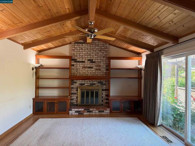 2849 Saint Joseph Dr, Concord, CA 94518