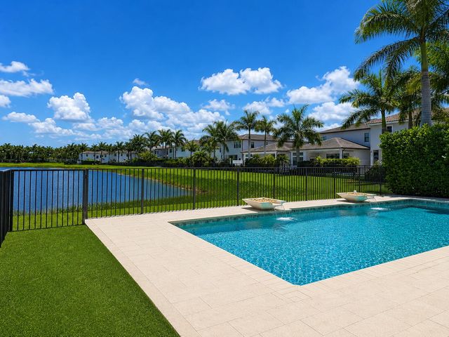 17370 Santaluce Manor, Boca Raton, FL 33496