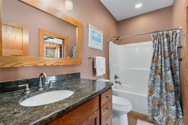 650 Farris Ranch RD, Georgetown, TX 78633