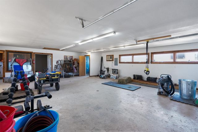 650 Farris Ranch RD, Georgetown, TX 78633