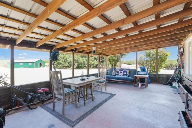 650 Farris Ranch RD, Georgetown, TX 78633