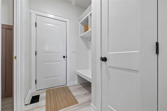4912 NW 13th Street, Ankeny, IA 50023