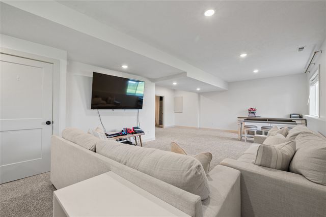 4912 NW 13th Street, Ankeny, IA 50023