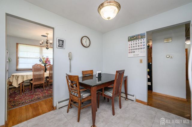 2 Carlton Street, Carteret, NJ 07008