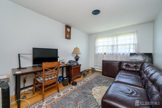 2 Carlton Street, Carteret, NJ 07008