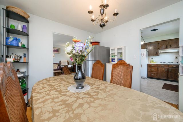 2 Carlton Street, Carteret, NJ 07008