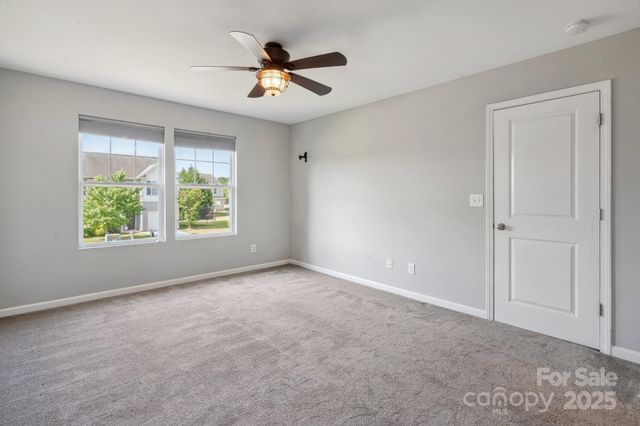 1175 Valley Street 111, Statesville, NC 28677