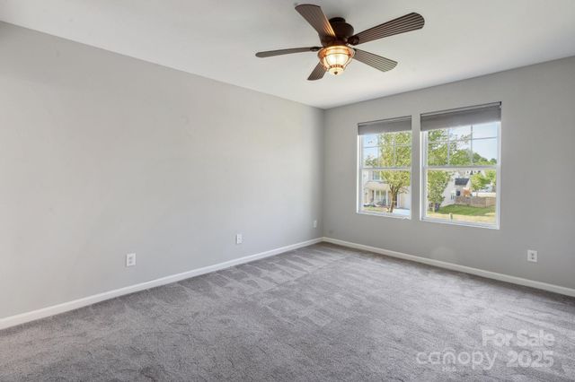 1175 Valley Street 111, Statesville, NC 28677