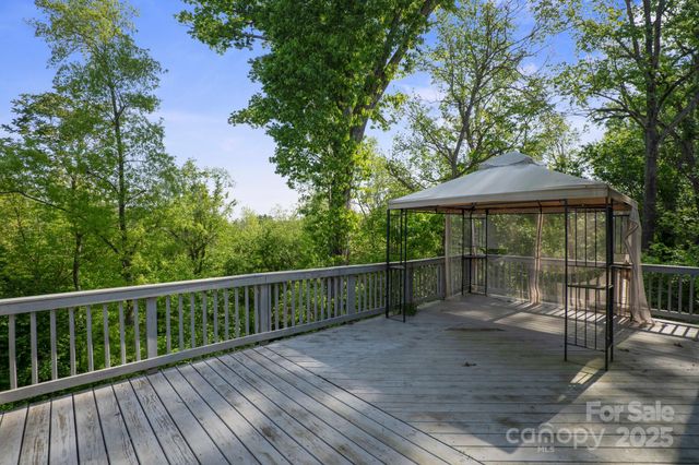 1175 Valley Street 111, Statesville, NC 28677