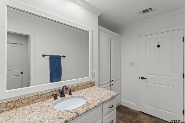 940 Pr 5980, Yantis, TX 75497