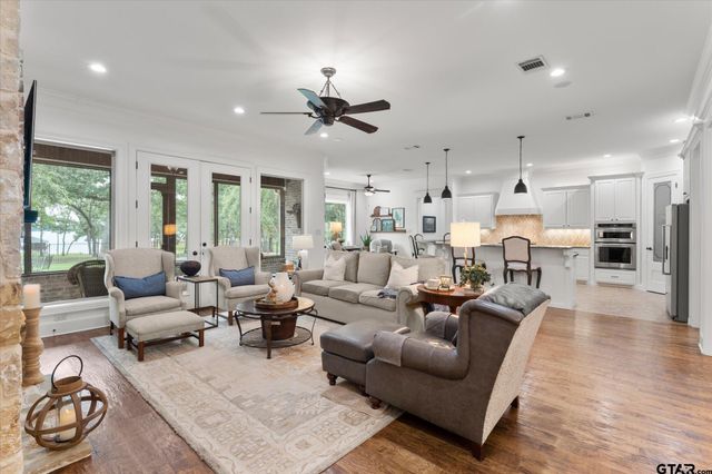 940 Pr 5980, Yantis, TX 75497