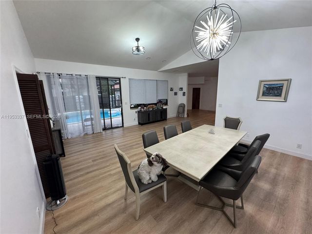 3911 SW 56th Ct, Dania Beach, FL 33312