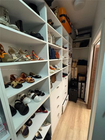 3911 SW 56th Ct, Dania Beach, FL 33312