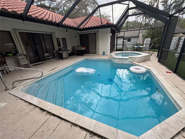 3911 SW 56th Ct, Dania Beach, FL 33312