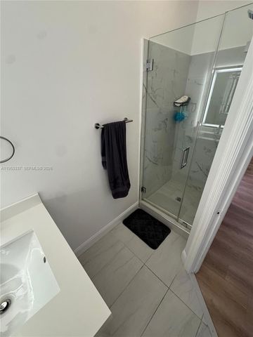 3911 SW 56th Ct, Dania Beach, FL 33312