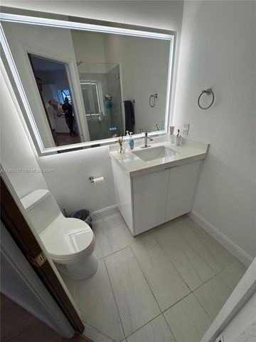 3911 SW 56th Ct, Dania Beach, FL 33312