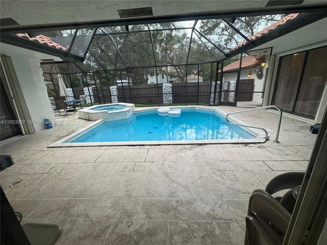 3911 SW 56th Ct, Dania Beach, FL 33312