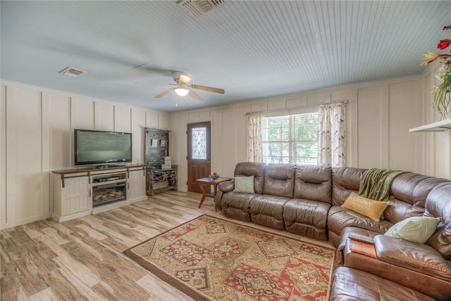 446 County Road 3550, Woodville, TX 75979