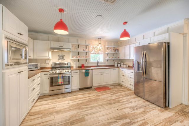 446 County Road 3550, Woodville, TX 75979