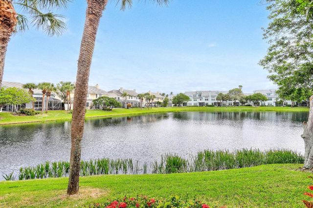 2056 Windward Way, Jupiter, FL 33477