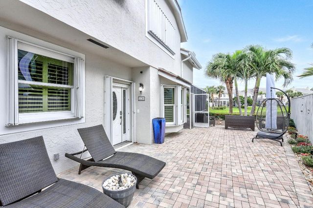 2056 Windward Way, Jupiter, FL 33477