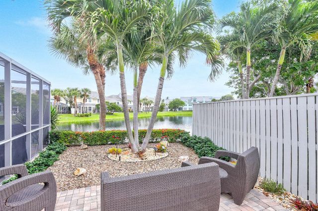 2056 Windward Way, Jupiter, FL 33477