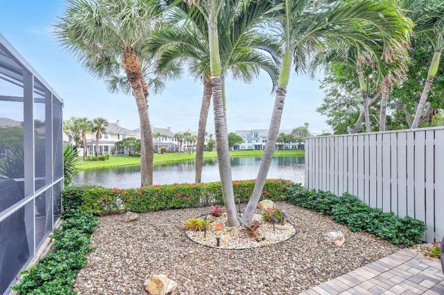 2056 Windward Way, Jupiter, FL 33477