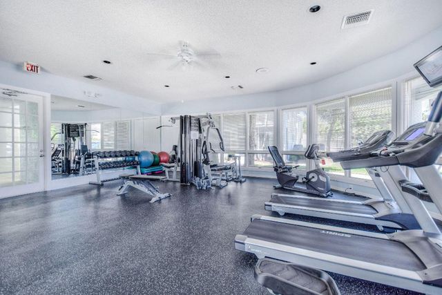 2056 Windward Way, Jupiter, FL 33477