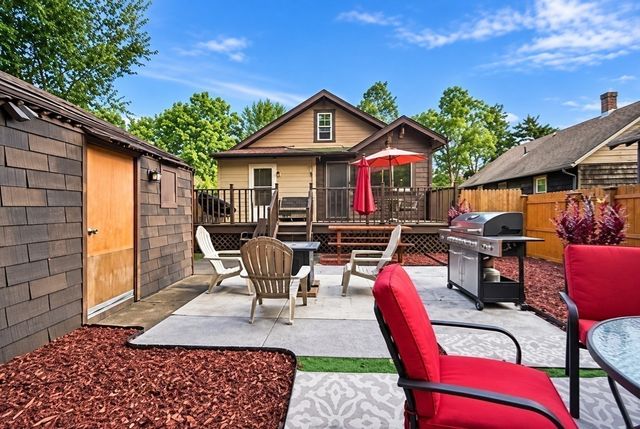 28 Dalton Pl, Springfield, MA 01109