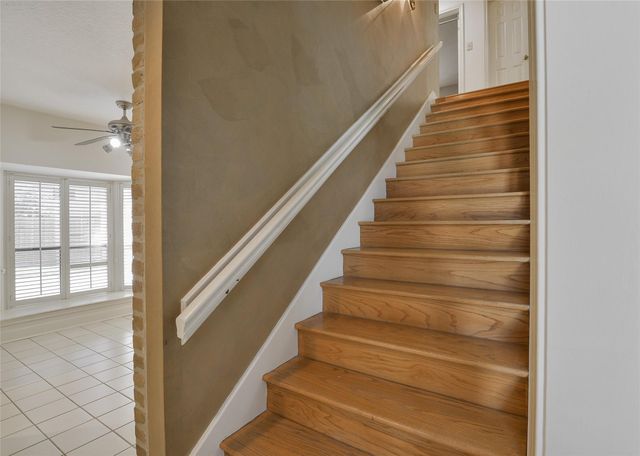 8015 Pinehurst Trail Circle, Humble, TX 77346