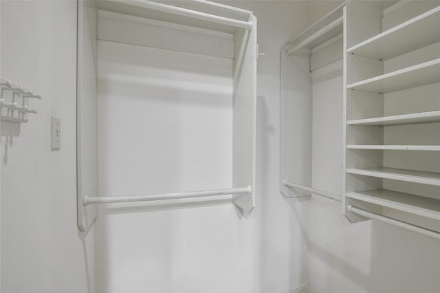 8015 Pinehurst Trail Circle, Humble, TX 77346