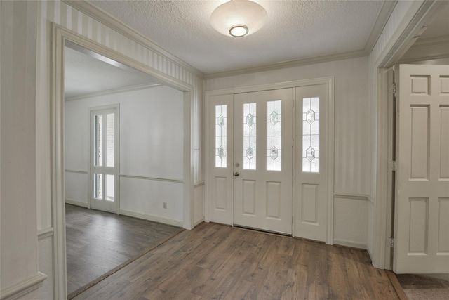 8015 Pinehurst Trail Circle, Humble, TX 77346