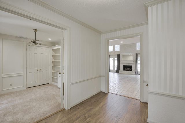 8015 Pinehurst Trail Circle, Humble, TX 77346