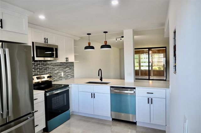 6675 S Oriole Boulevard 3060, Delray Beach, FL 33446