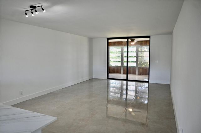 6675 S Oriole Boulevard 3060, Delray Beach, FL 33446