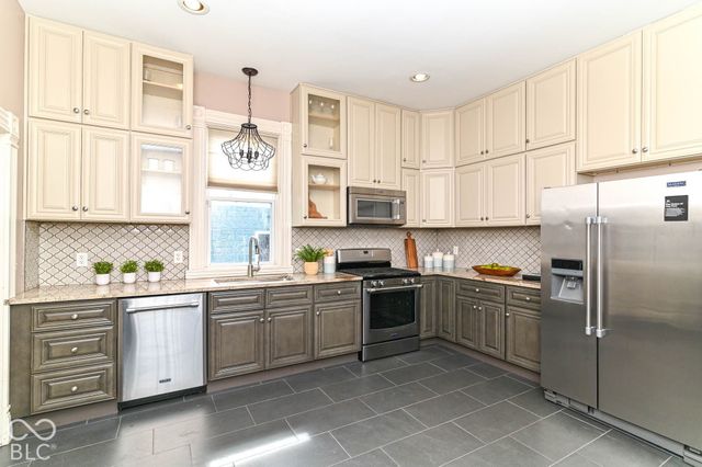 601 Sanders Street, Indianapolis, IN 46203