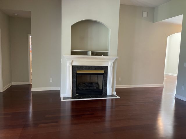 215 Stoners Glen Ct, Hermitage, TN 37076