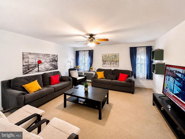 2250 BOYD RD, Huntingdon Valley, PA 19006