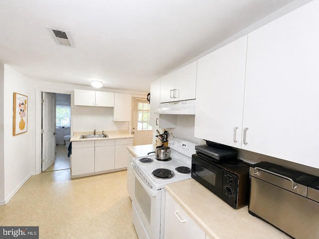 2250 BOYD RD, Huntingdon Valley, PA 19006