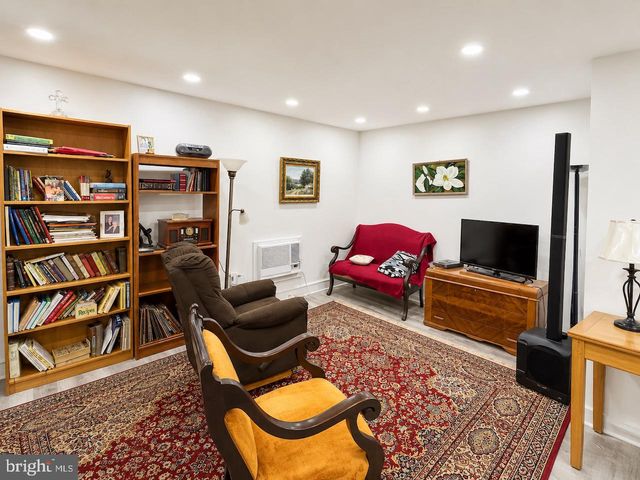 2250 BOYD RD, Huntingdon Valley, PA 19006