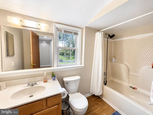 2250 BOYD RD, Huntingdon Valley, PA 19006